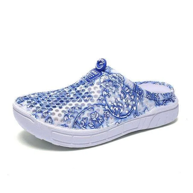 2021 Women Casual Clogs Breathable Beach Sandals Summer Slippers