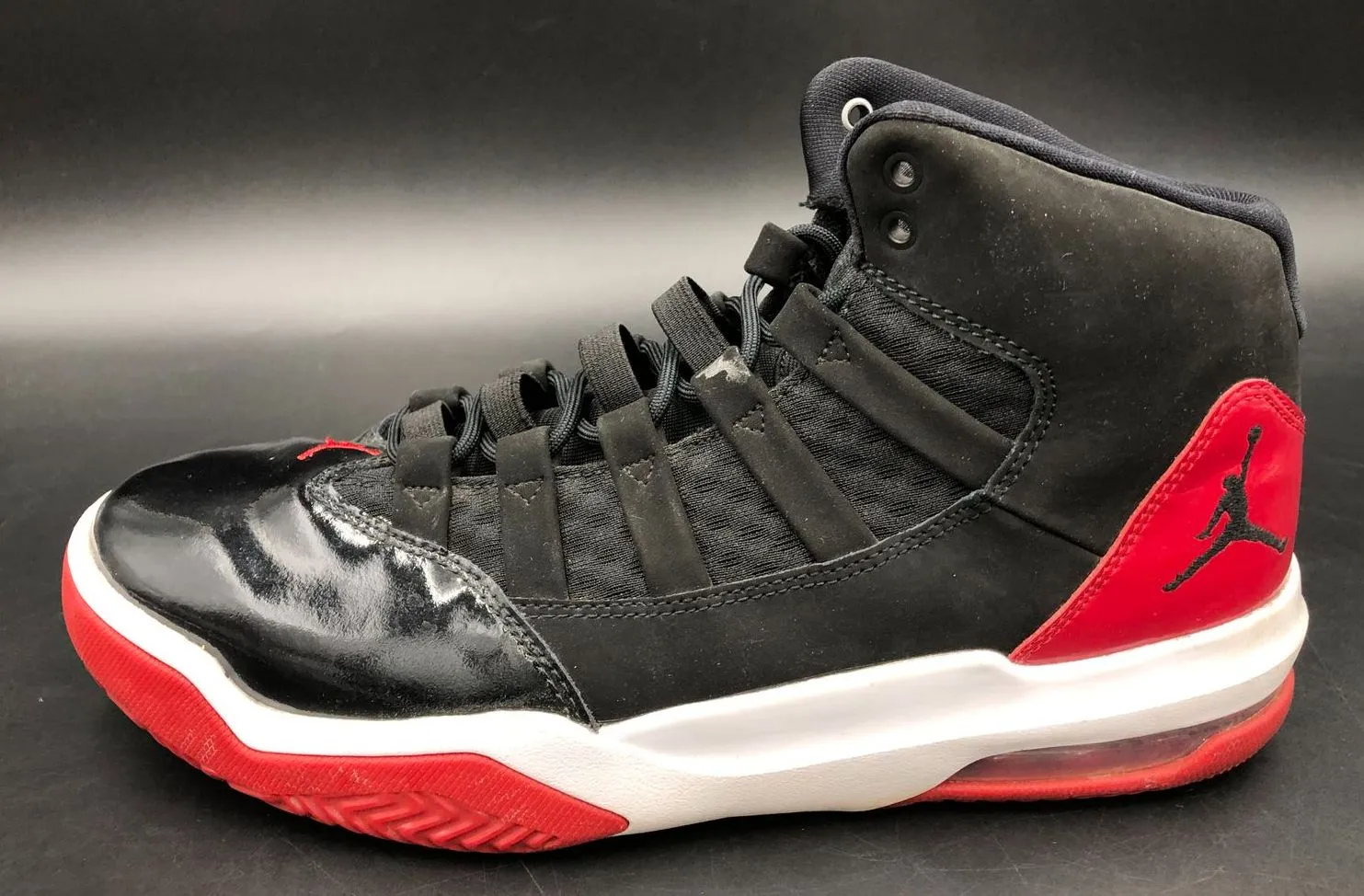 Nike Air Jordan Max Aura Men's 'Black' & Red/White Sneakers - Size 8 ( COA)