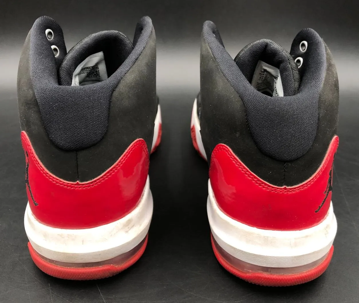 Nike Air Jordan Max Aura Men's 'Black' & Red/White Sneakers - Size 8 ( COA)